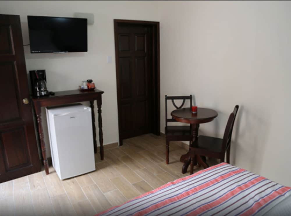 Single room 1 single bed Courtyard Area photo 3