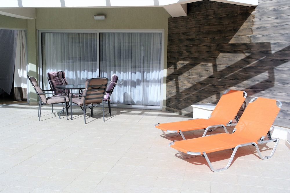 Comfort Apartment, 2 Bedrooms, Terrace, City View (Madera) photo 3
