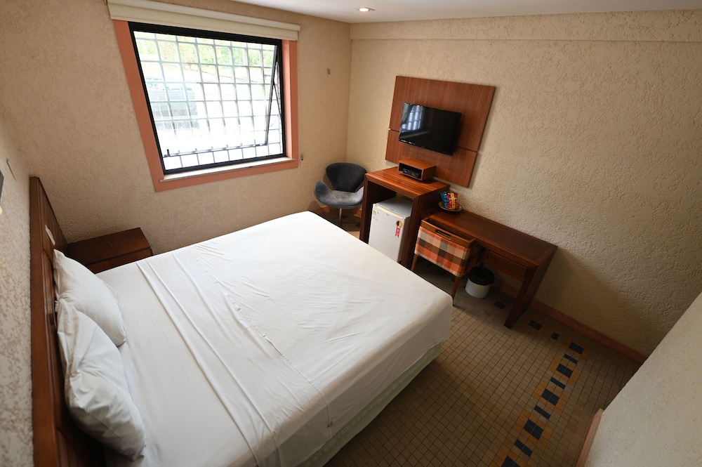Standard Double Room, Park View
