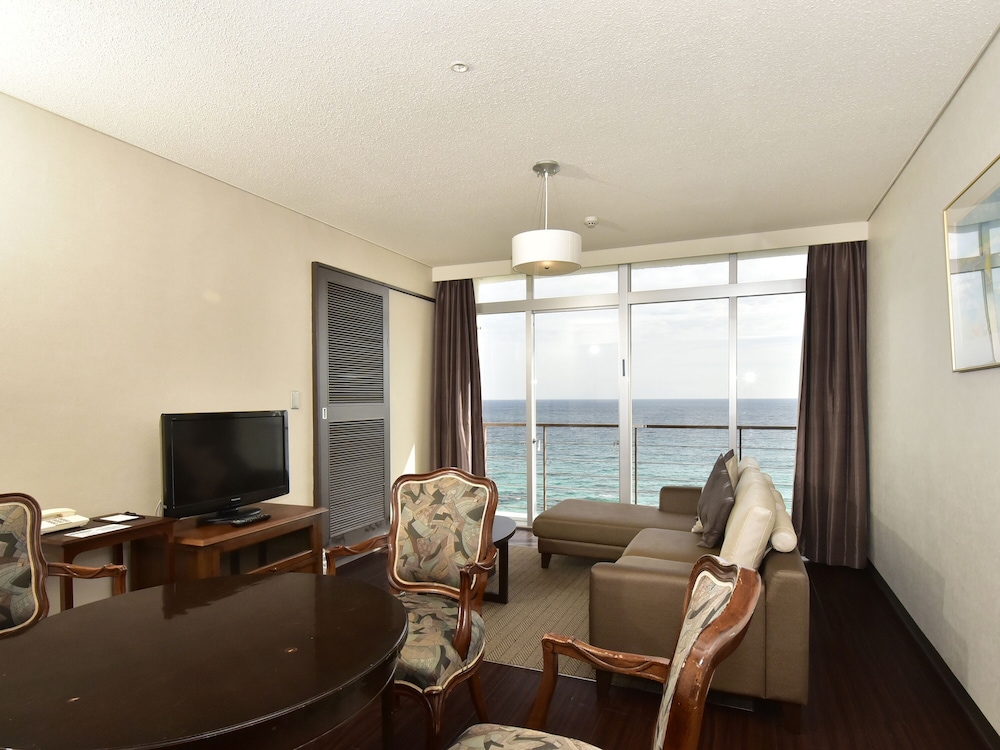 [Upper Floor] Ocean View Captain Room (656 sqft) Non Smoking - Photo 2