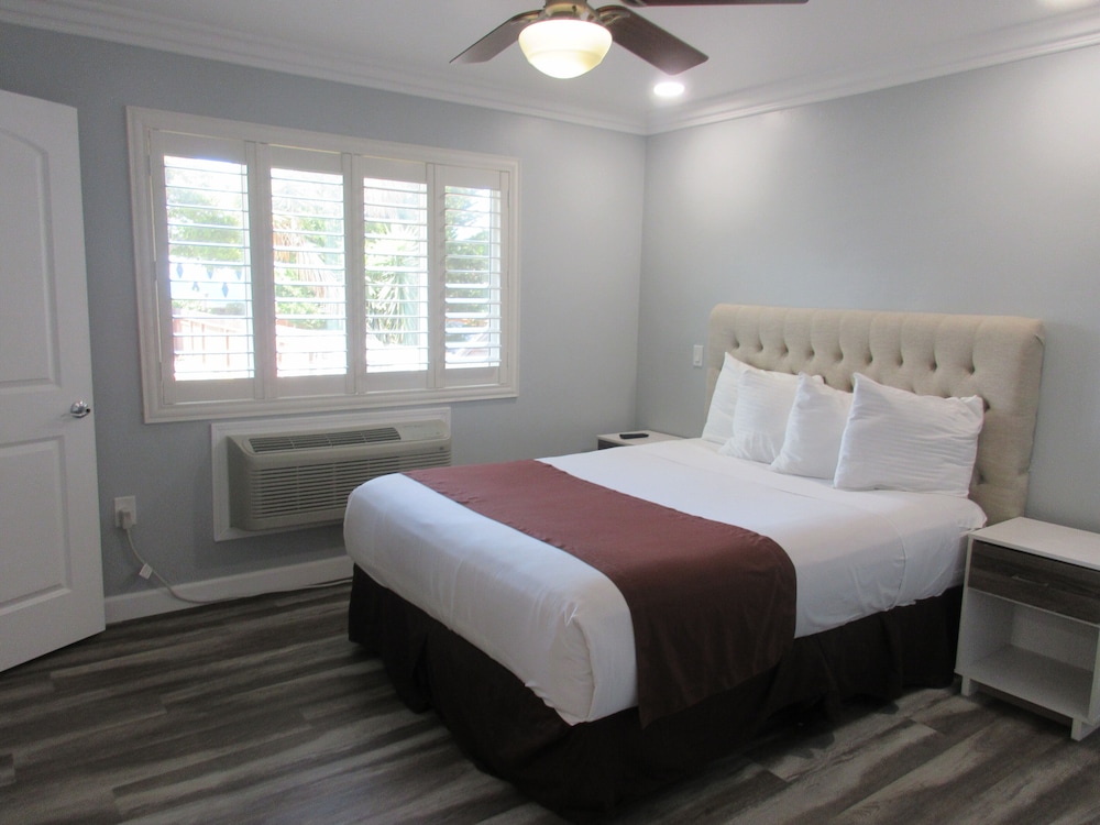 Family Suite, 2 Bedrooms, Kitchen photo 2