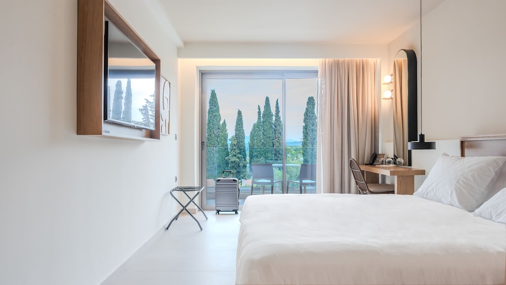 Premium Room with Sea View - Photo 1