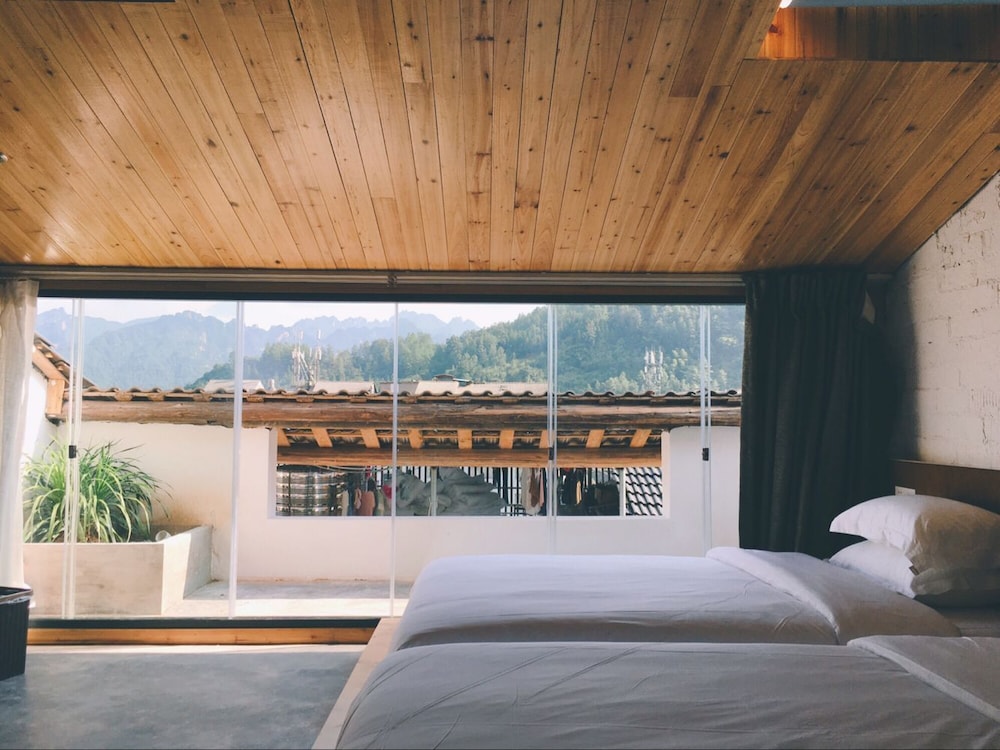 Design Twin Room