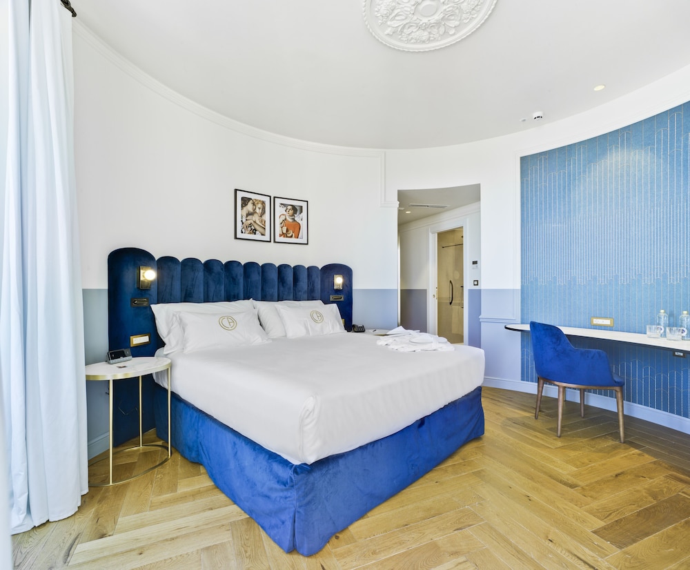 Double Room, Balcony, Marina View (Joaquin)