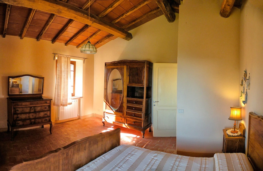 Comfort Cottage, 2 Bedrooms, Non Smoking, Pool View photo 1