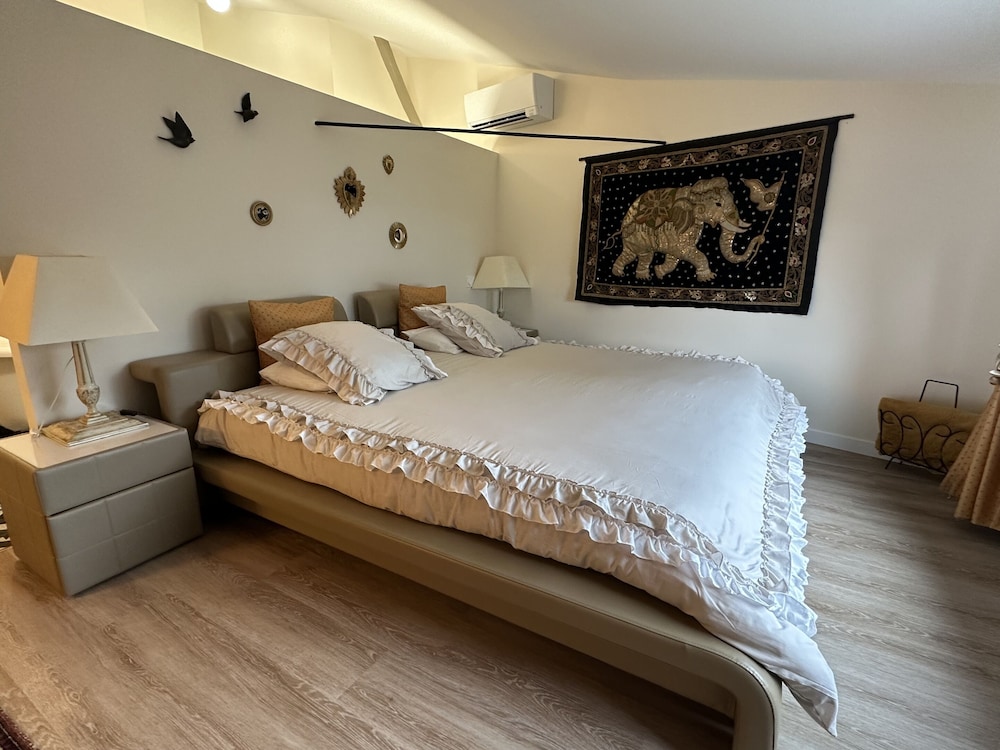 Superior Double Room, Ensuite, River View (chambre Phelan Ségur) photo 1
