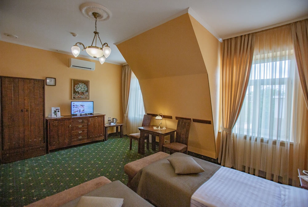 Premier Twin Room photo 3