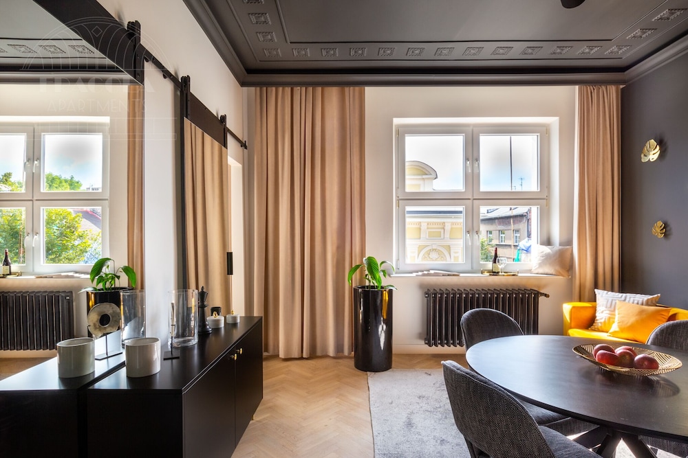Eclectic Apartament, 2 sypialnie, bez windy, prywatna lazienka (Mala 5 Street) photo 2