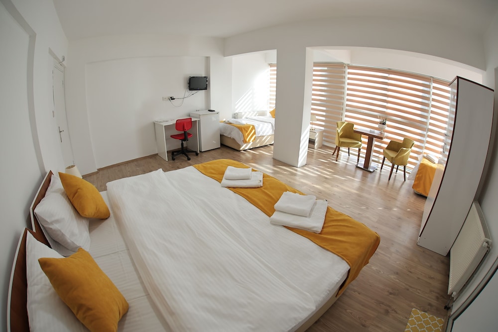 Deluxe Quadruple Room photo 1