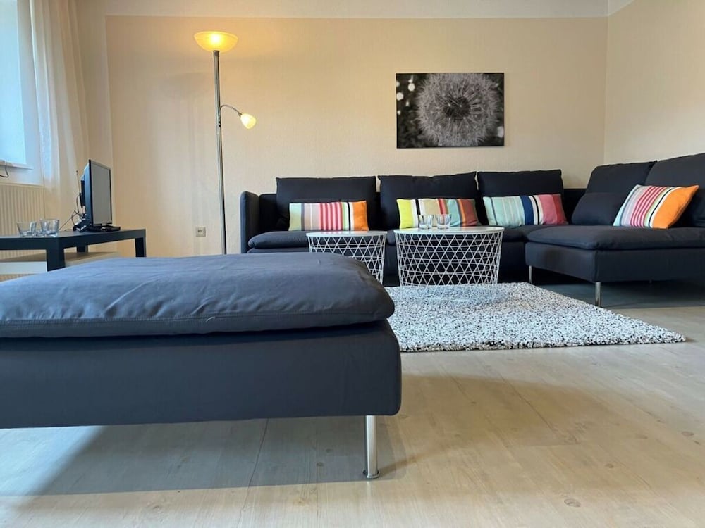 Apartment photo 2