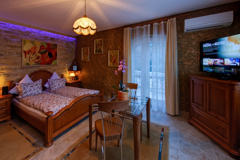 Villa Iris photo 1
