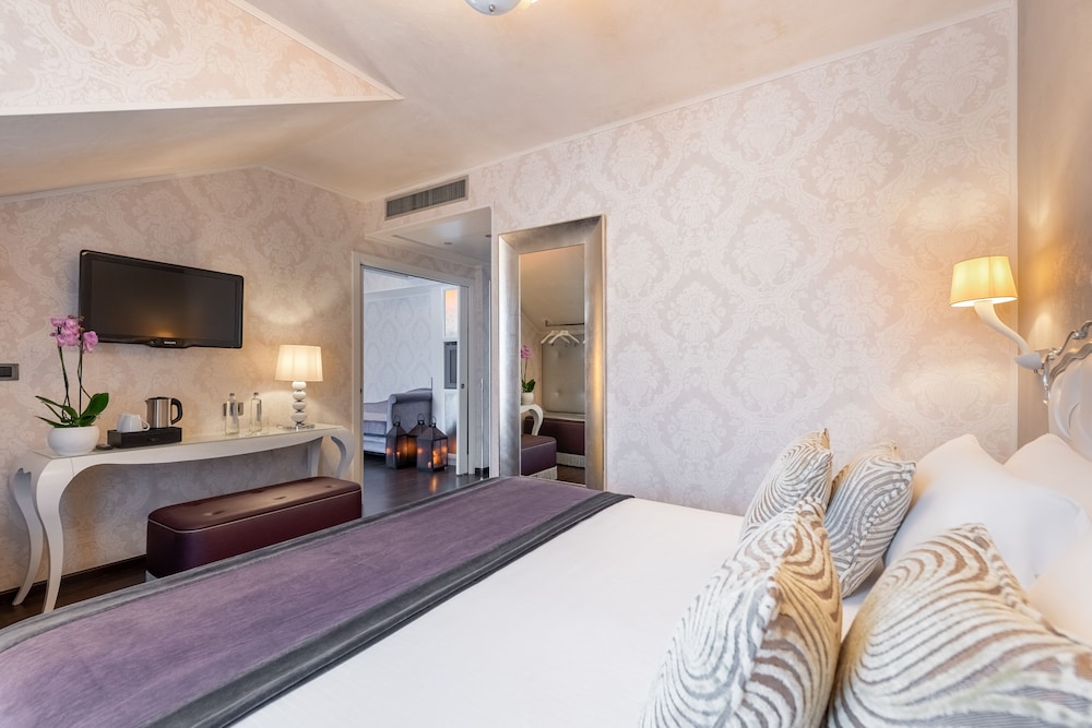 Suite, Hot Tub (terrace) photo 1