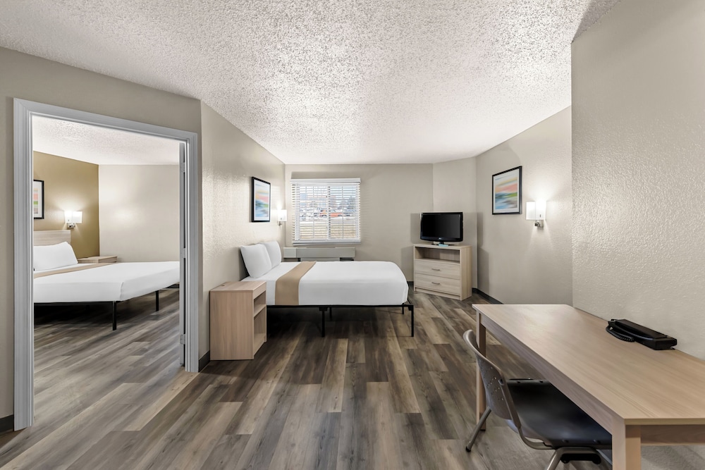 Suite, 1 Queen Bed, Non Smoking