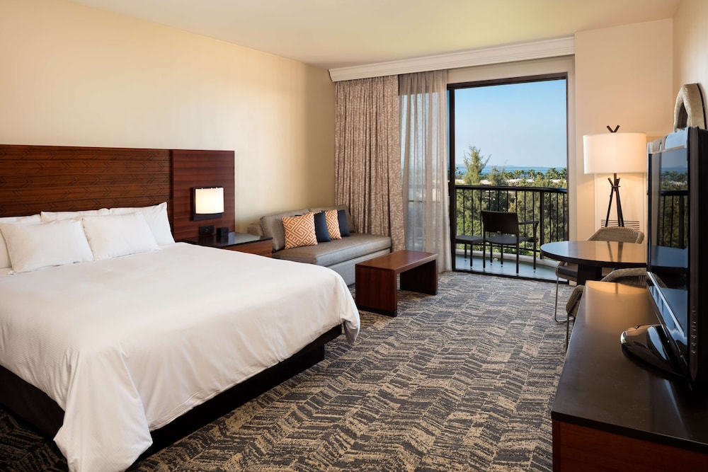 Palace Room, 1 King Bed, Ocean View (Accessible Tub, Hearing)