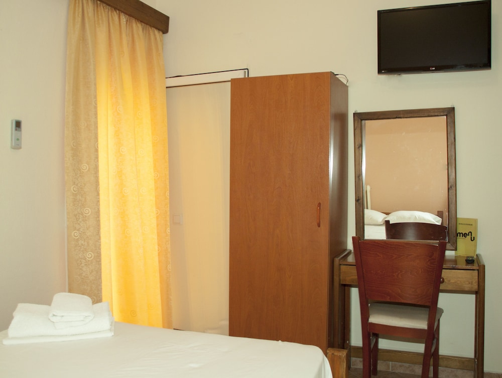 Single Room photo 2
