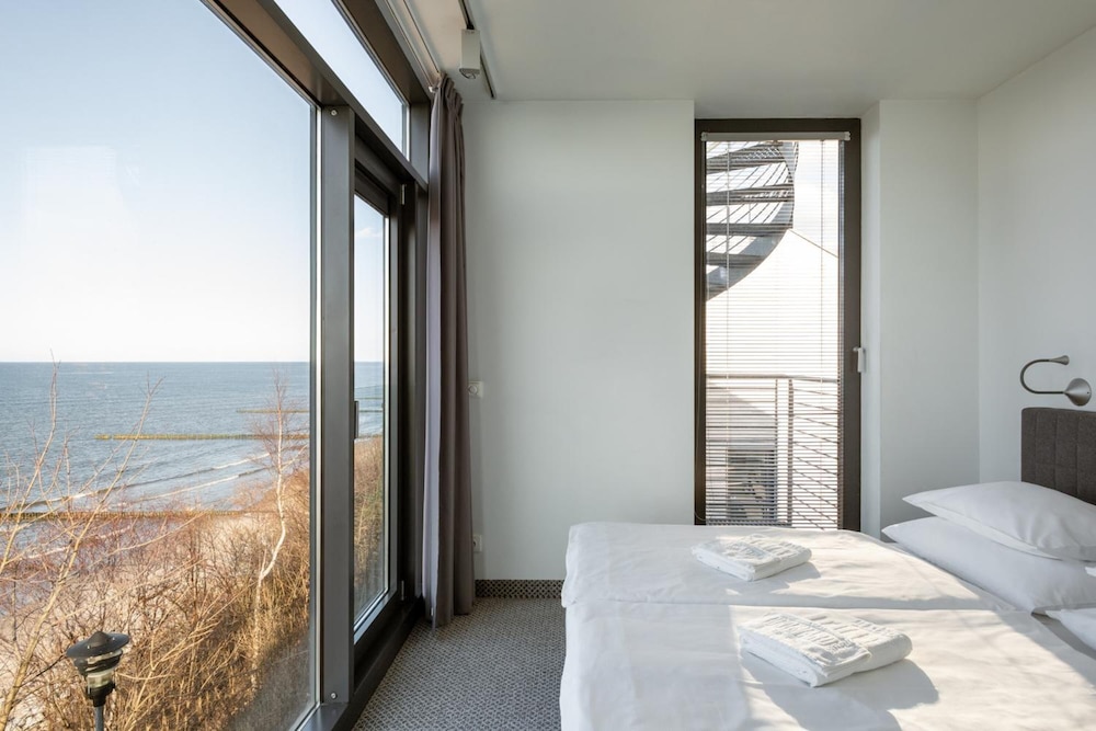 Exclusive Apartment, 2 Bedrooms, Terrace, Sea View photo 2