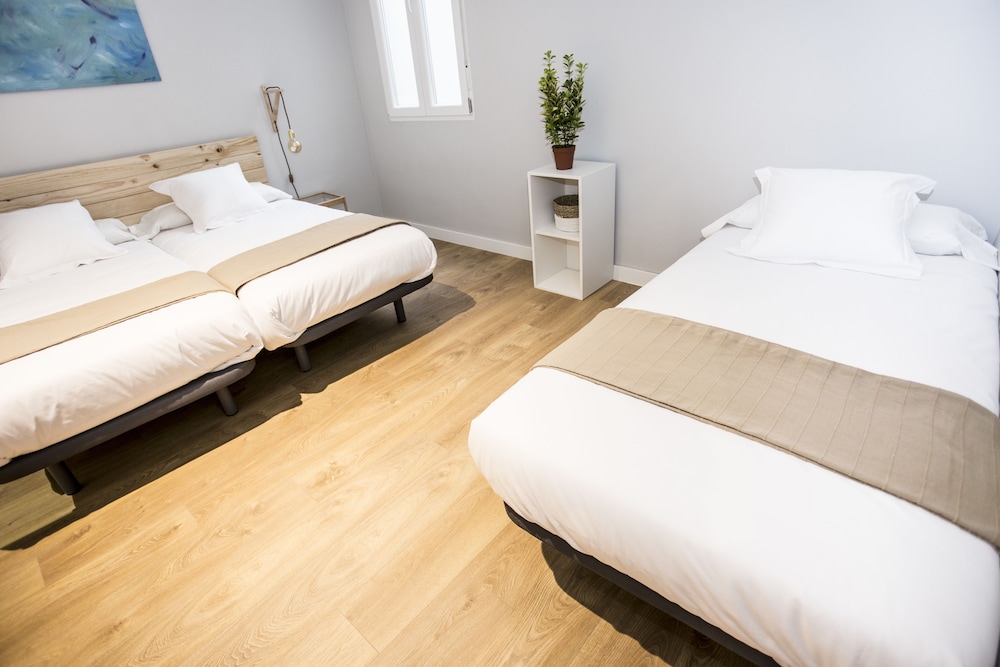 Quadruple Room photo 2