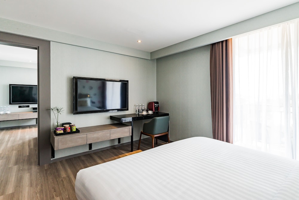 Executive Suite photo 2