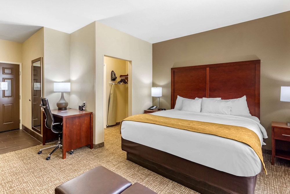 Room, 1 Queen Bed, Non Smoking - Photo 6