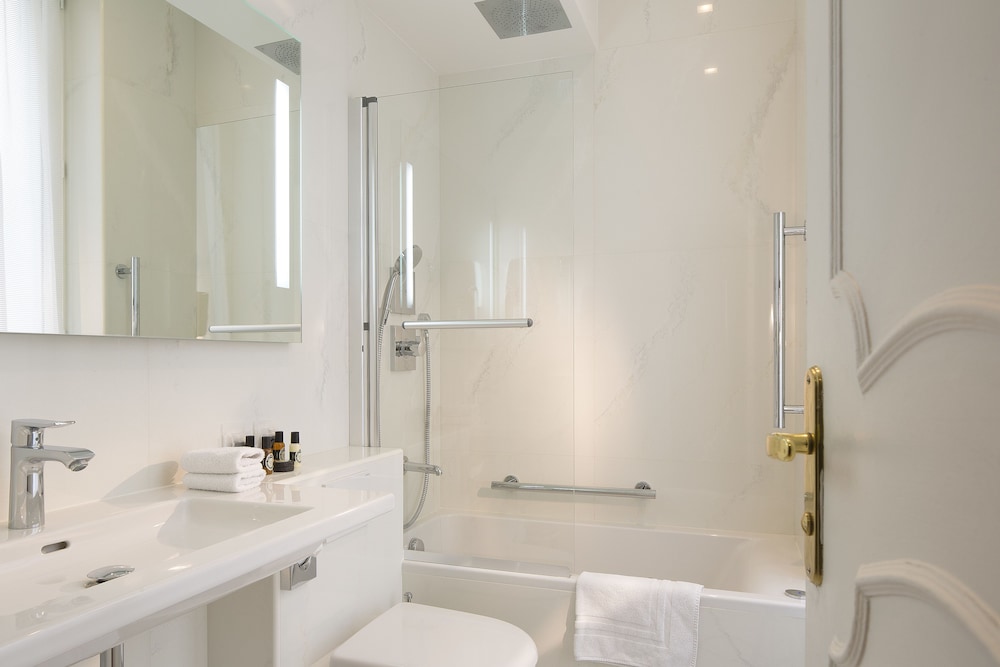 Deluxe Room photo 3