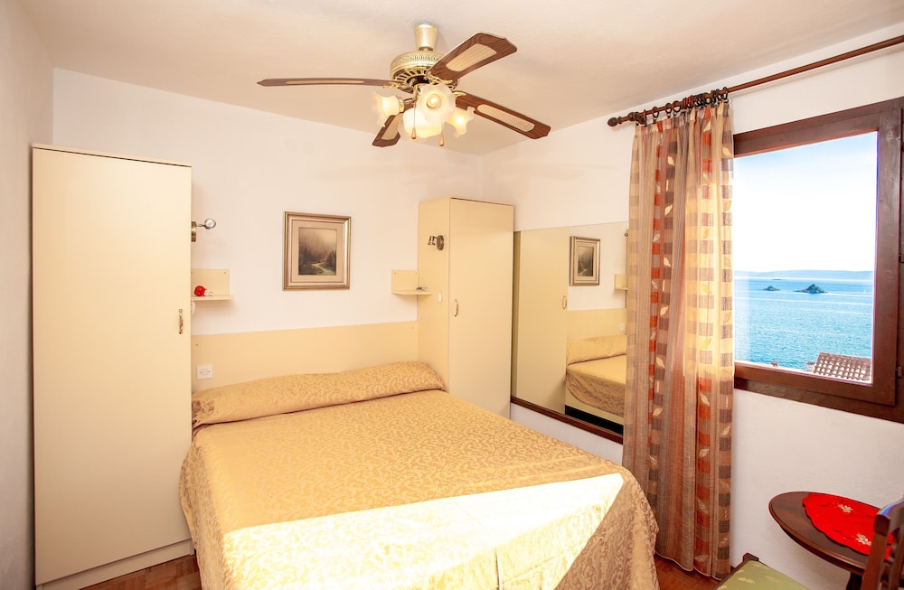 Villa, 4 Bedrooms, Smoking, Private Pool photo 1