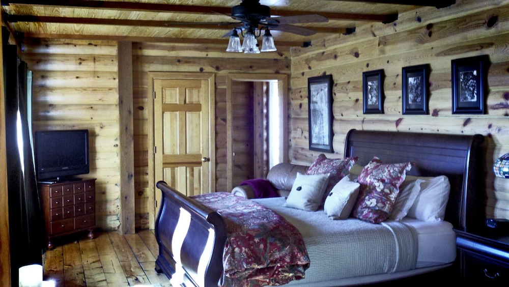 Lodge King photo 1
