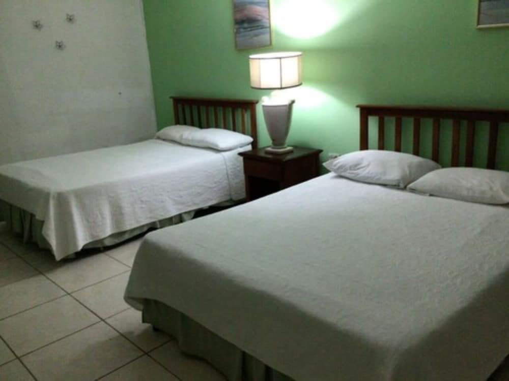 Economy Double Room, 2 Double Beds photo 2