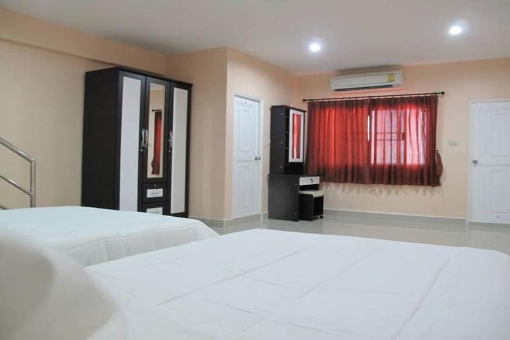 Premier Twin Room photo 1