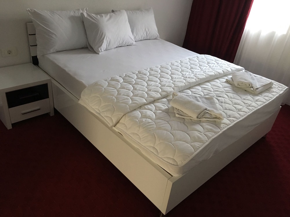Standard Double Room photo 2