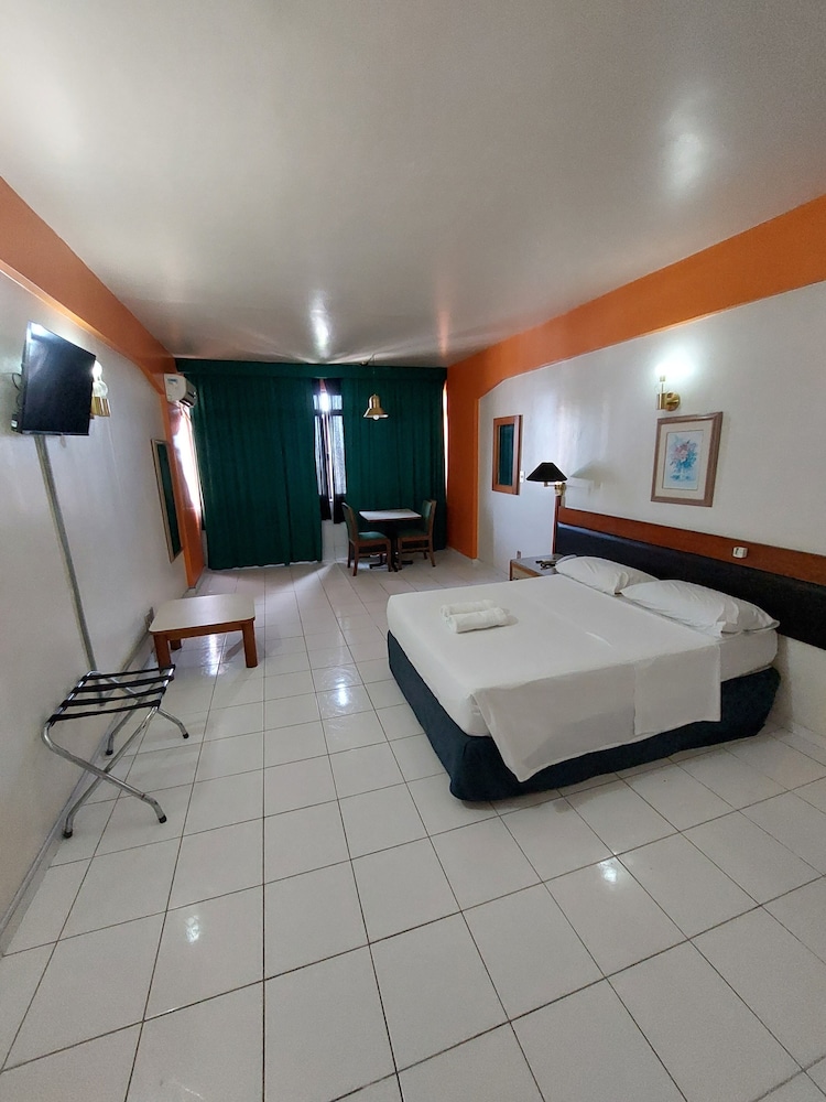 Standard Double Room - Photo 3
