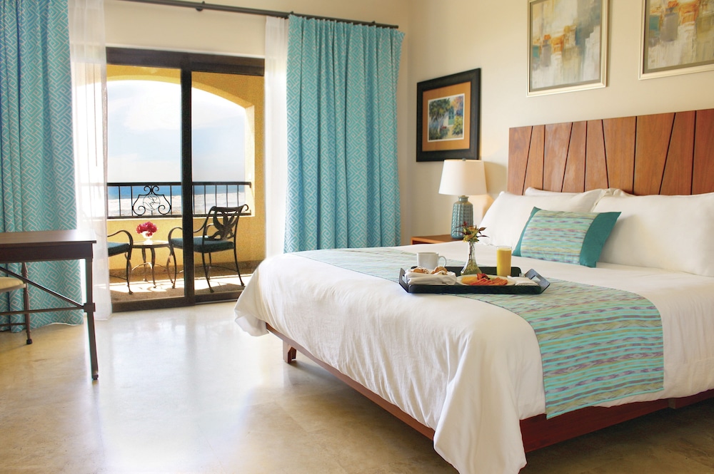 King Junior Suite Ocean Front