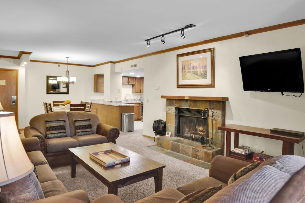 Condo, 1 Bedroom
