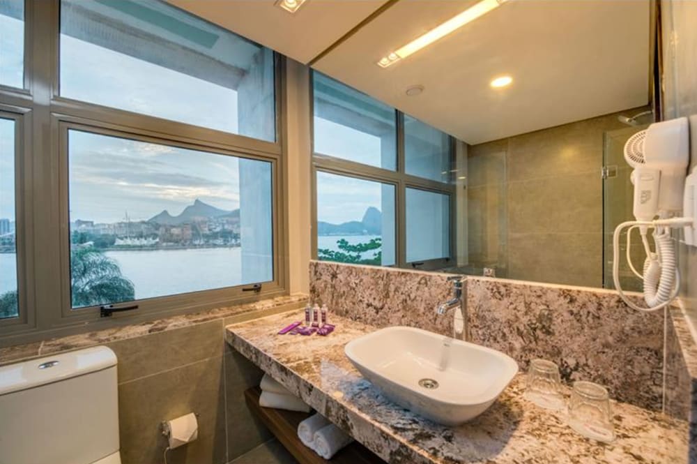 Executive Room, Ocean View thumbnail 5