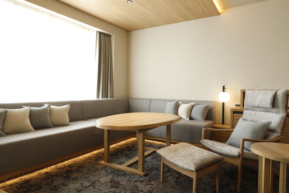 NEW! [Orinkaku] Premiere Suite Japanese and Western Style, Non Smoking with Dinner Buffet - Photo 4