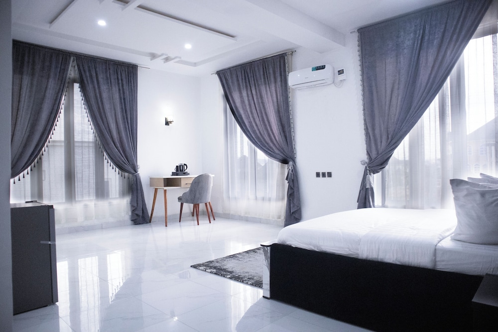 Royal Room