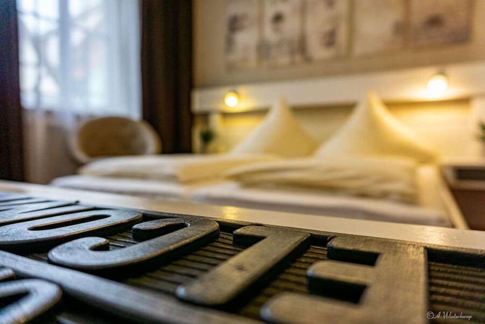 Classic Double Room, 1 King Bed photo 2
