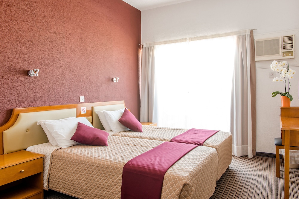 Standard Twin Room photo 1