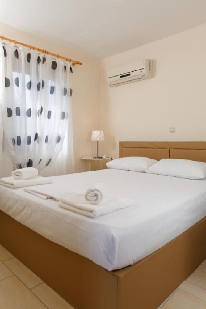 Family Villa, 3 Bedrooms, Pool Access, Sea View photo 1