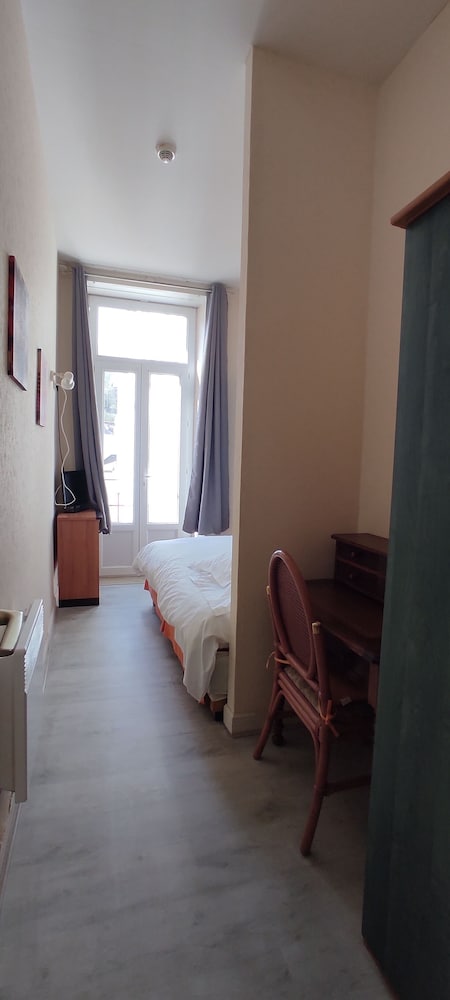 Single Room photo 3