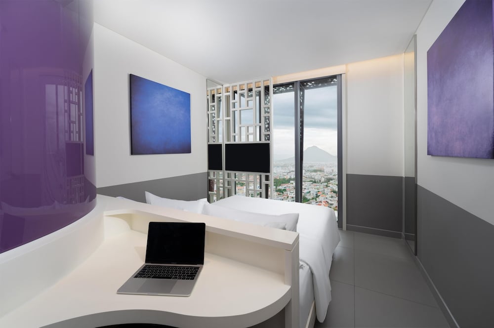Room, 1 Queen Bed, City View - Photo 2