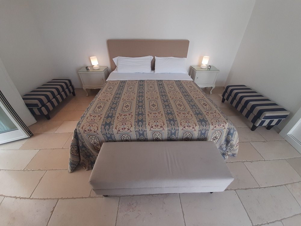 Superior Room, 1 King Bed - Photo 14