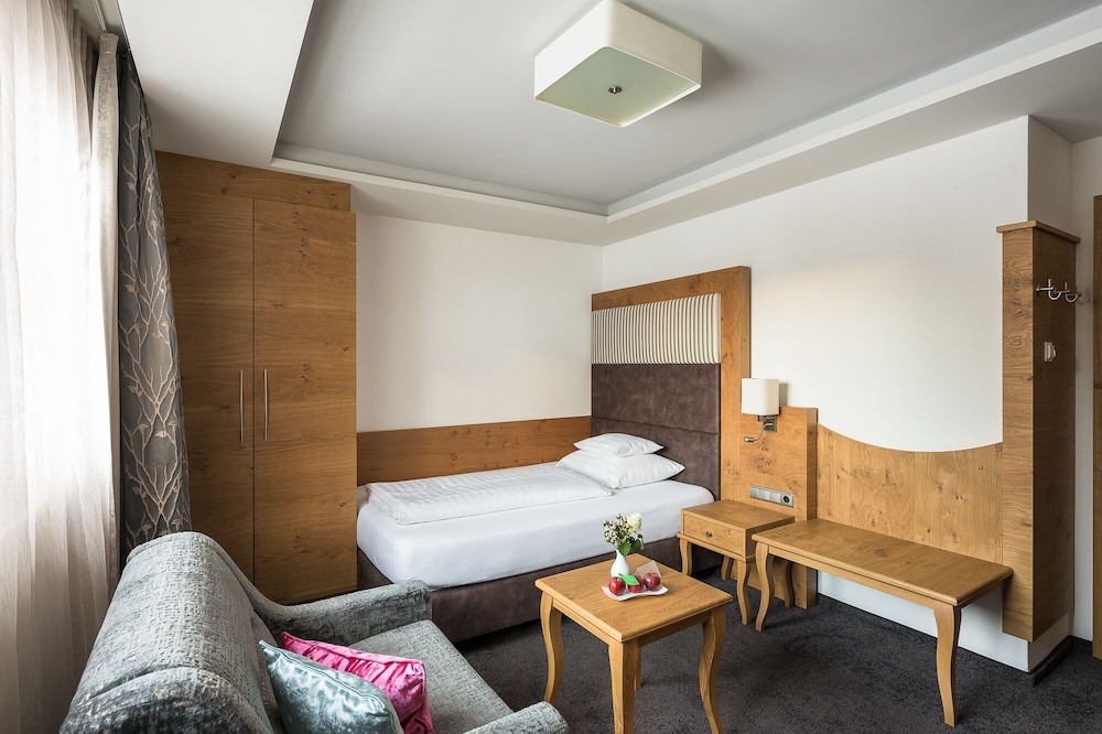 Design Single Room, 1 Twin Bed (Grand Lit) photo 3