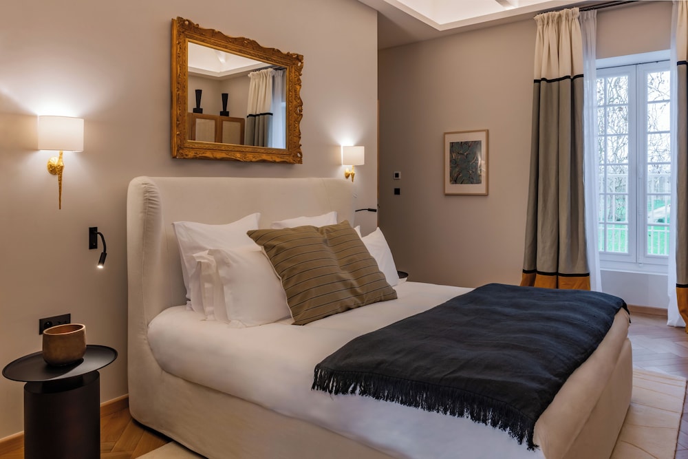 Deluxe Double Room, Lake View photo 1