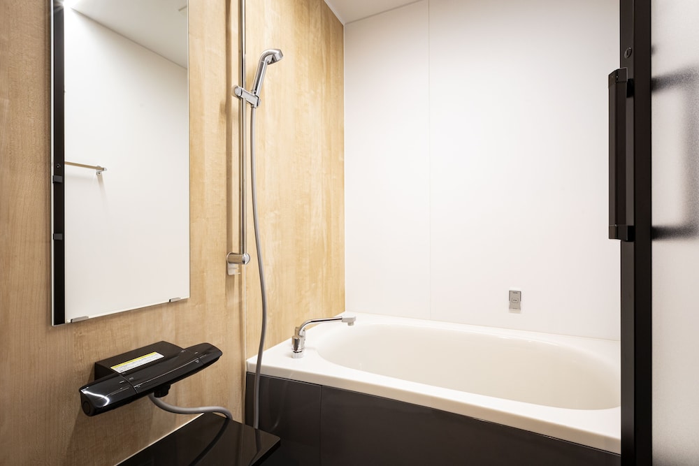 Standard Twin with Tatami - Photo 25