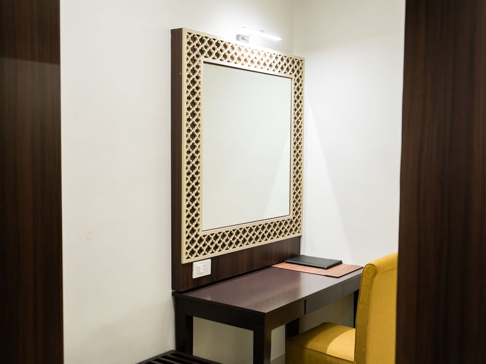 Deluxe Room - Photo 4