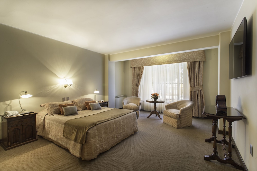 Double Room, 1 Queen Bed photo 1