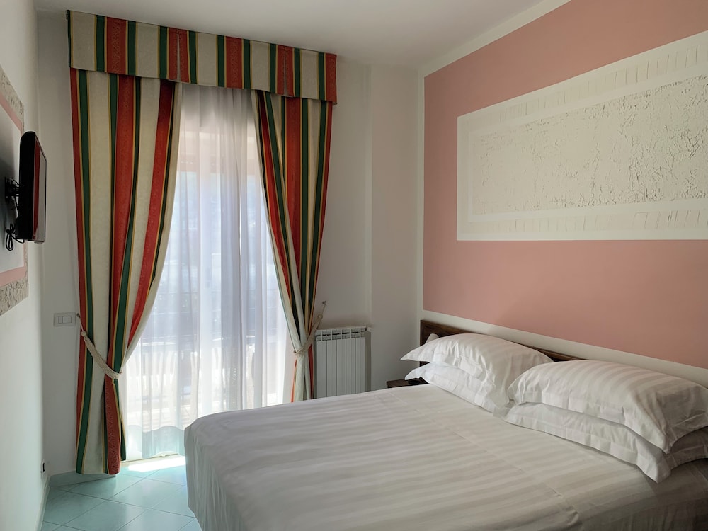 Standard Double or Twin Room, Balcony