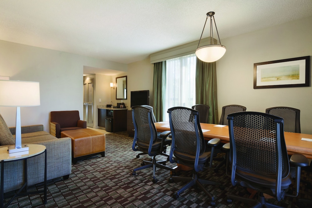 Suite, 1 King Bed (South Wing, Conference) - Photo 3