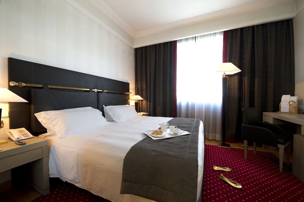 Suite B - Photo 10