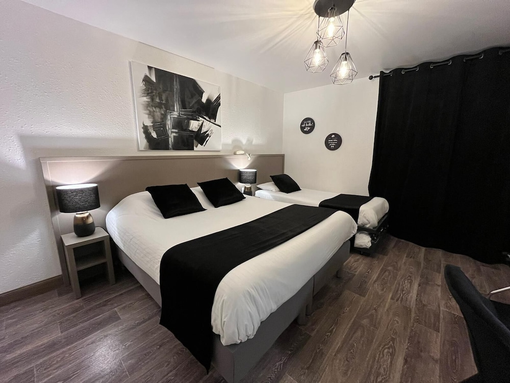Quadruple Room - Photo 4